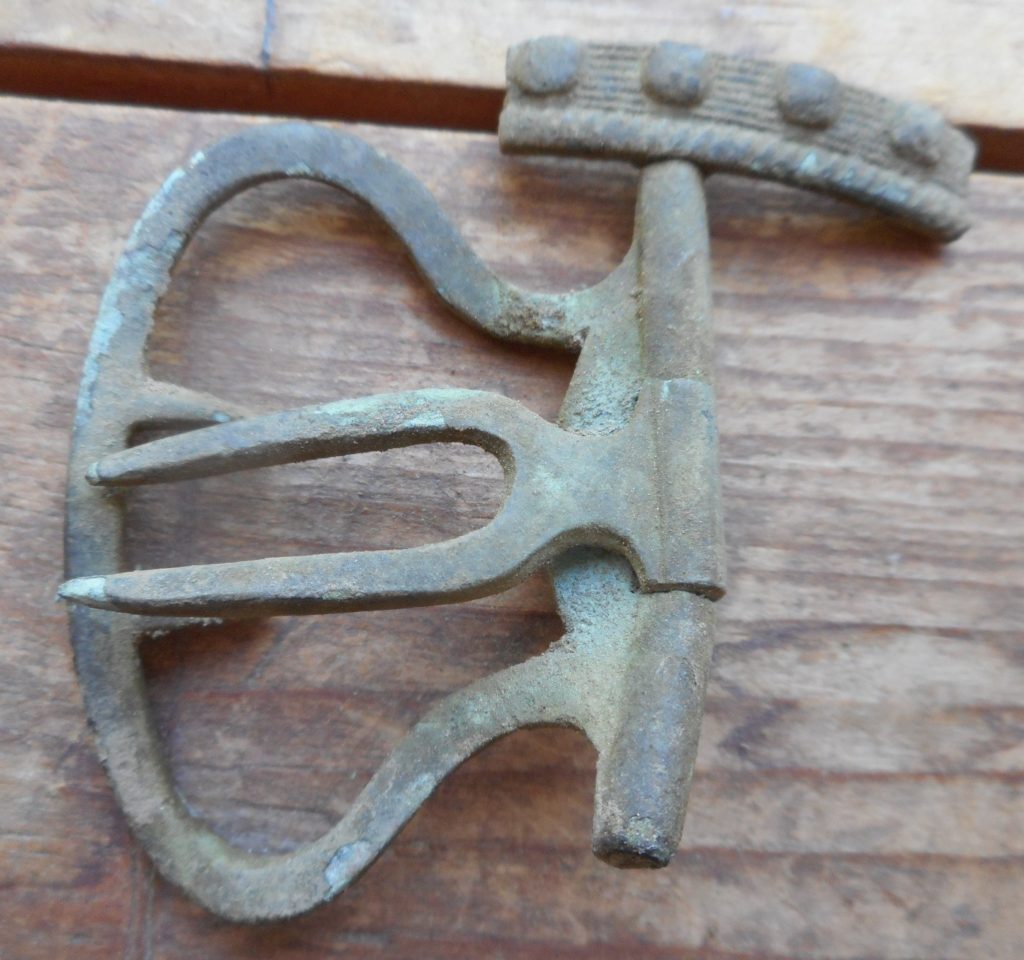 Colonial shoe buckle from same MM house